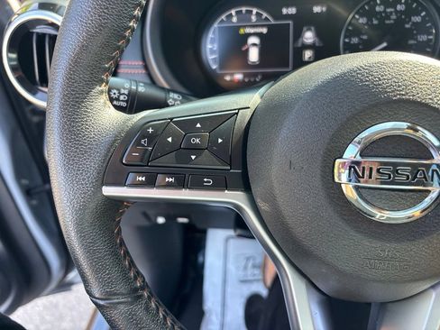 Used 2021 Nissan Kicks SR w/ SR Premium Package FWD image 21
