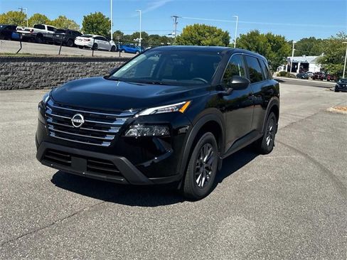 New 2026 Nissan Rogue S image 8