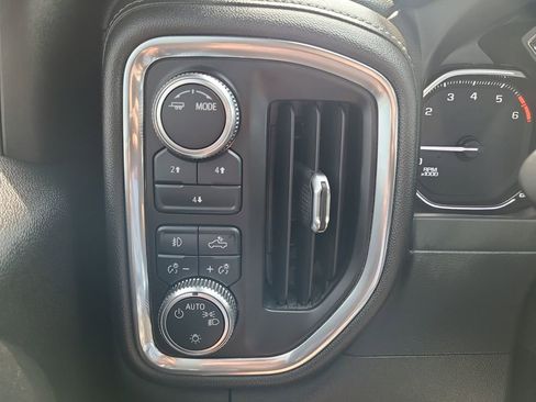 Used 2021 GMC Sierra 2500 SLE w/ SLE Value Package; AWD/4WD image 21