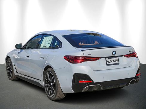 New 2026 BMW i4 eDrive40 RWD image 4