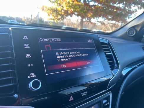 Used 2023 Honda Ridgeline Black Edition image 15