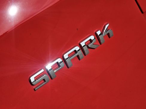 Used 2020 Chevrolet Spark LT image 8