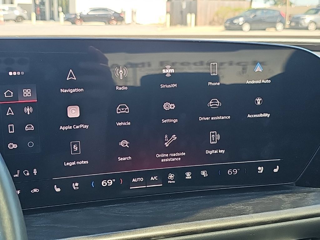 Certified 2025 Audi Q5 Premium Plus w/ Premium Plus AWD/4WD image 6