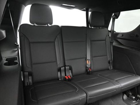 Used 2021 GMC Yukon Denali w/ Denali Ultimate Package AWD/4WD image 30