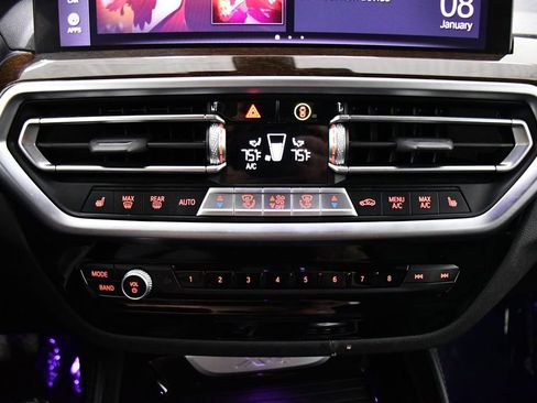 Used 2023 BMW X4 xDrive30i w/ Premium Package image 14