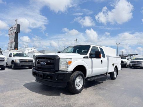 Used 2015 Ford F350 XL AWD/4WD image 2
