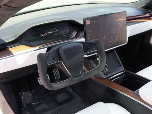 Used 2023 Tesla Model S Standard Range AWD/4WD image 17