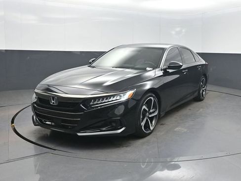 Used 2022 Honda Accord Sport image 1