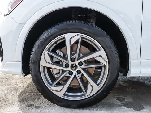 New 2025 Audi Q3 2.0T Premium image 14