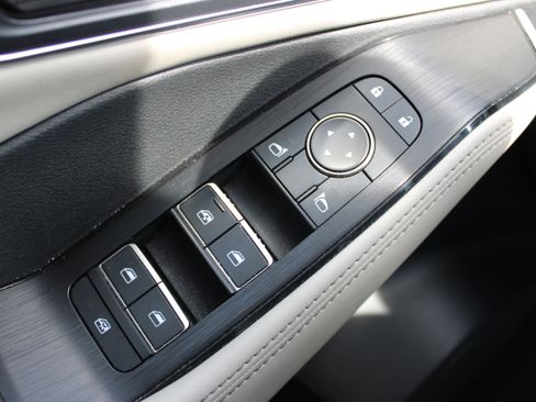 Certified 2021 Nissan Rogue SL image 32