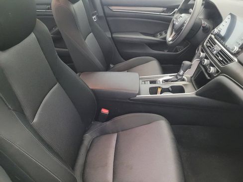Used 2019 Honda Accord LX image 21