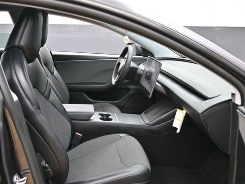 Used 2026 Tesla Model 3 RWD image 35