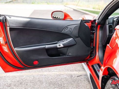 Used 2011 Chevrolet Corvette Z06 w/ Z06 Carbon Fiber Package RWD image 62