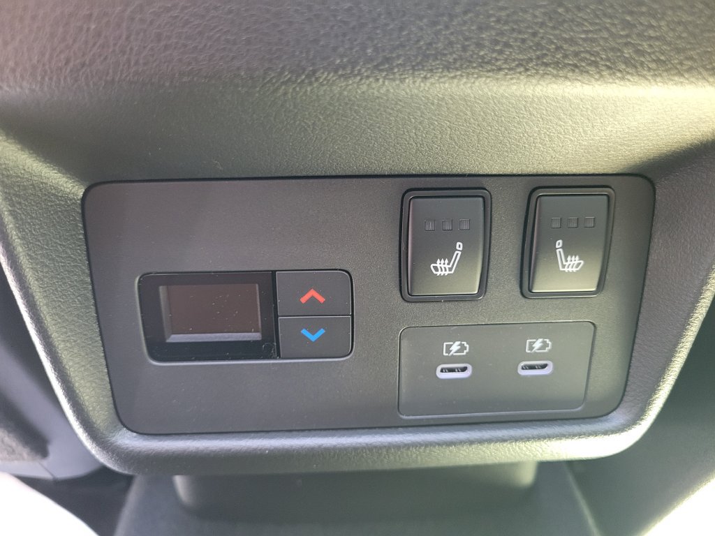New 2026 Nissan Rogue Platinum AWD/4WD image 34
