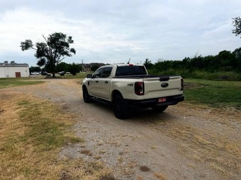 Used 2025 Ford Ranger XLT AWD/4WD image 5