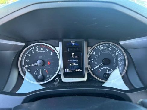 Used 2023 Toyota Tacoma SR5 RWD image 12