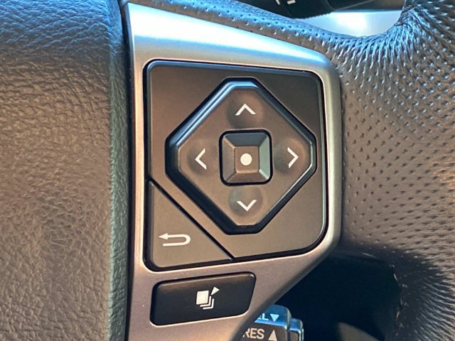 Used 2023 Toyota Tacoma SR5 w/ Technology Package RWD image 19