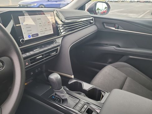 Certified 2025 Toyota Camry LE w/ Convenience Package FWD image 21