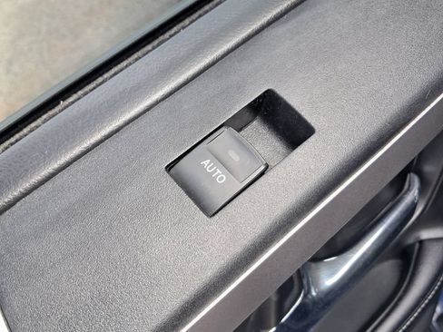 Used 2019 Toyota 4Runner SR5 Premium AWD/4WD image 15