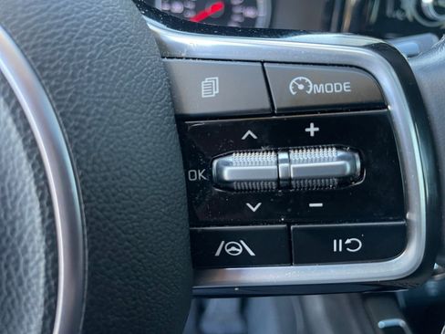 Used 2023 Kia Sorento S w/ Panoramic Sunroof Package image 22