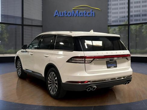 Used 2024 Lincoln Aviator Reserve w/ Equipment Group 201A AWD/4WD image 9