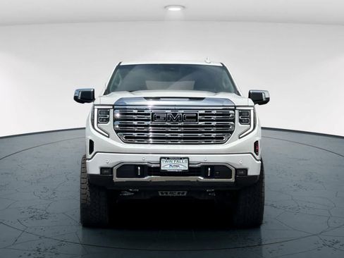Used 2024 GMC Sierra 1500 Denali w/ Denali Reserve Package AWD/4WD image 10