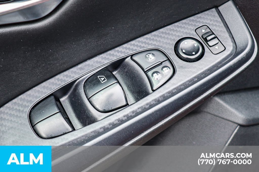 Used 2024 Nissan Sentra SV FWD image 43