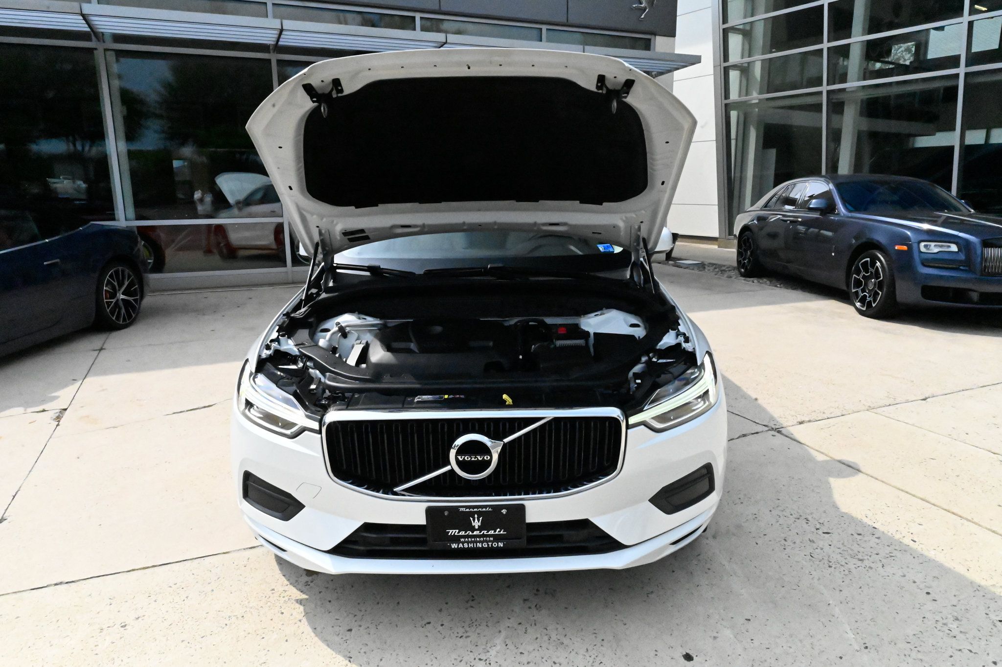 Used 2019 Volvo XC60 T5 Momentum w/ Multimedia Package AWD/4WD image 63
