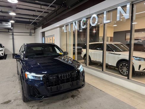 Used 2025 Audi Q7 3.0T Premium Plus w/ Premium Plus Package image 5