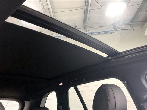 Used 2023 BMW X5 xDrive40i w/ Premium Package image 17