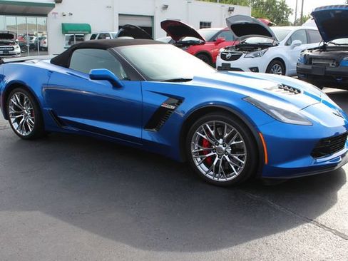 Used 2016 Chevrolet Corvette Z06 w/ 3LZ Preferred Equipment Group RWD image 27