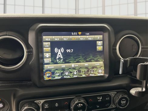 Used 2023 Jeep Wrangler Unlimited Sahara w/ Cold Weather Group AWD/4WD image 12