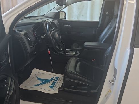 Used 2019 Chevrolet Colorado Z71 image 3