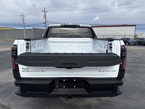 New 2026 GMC Sierra EV Elevation image 9