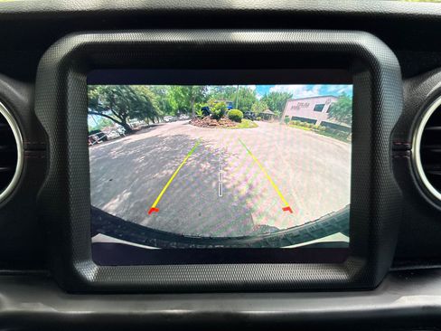 Used 2020 Jeep Wrangler Unlimited Rubicon w/ Quick Order Package 28Y Recon AWD/4WD image 34