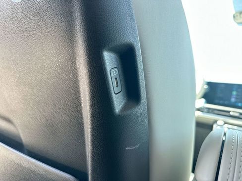 Used 2025 Hyundai Santa Fe SEL image 34