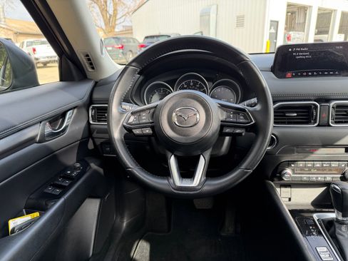 Used 2019 MAZDA CX-5 Touring image 13