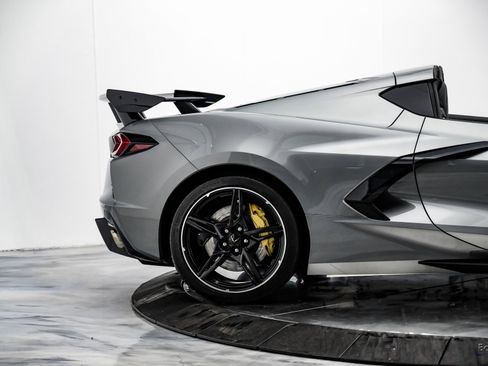 Used 2023 Chevrolet Corvette Stingray Premium Cpe w/ Z51 Performance Package image 22