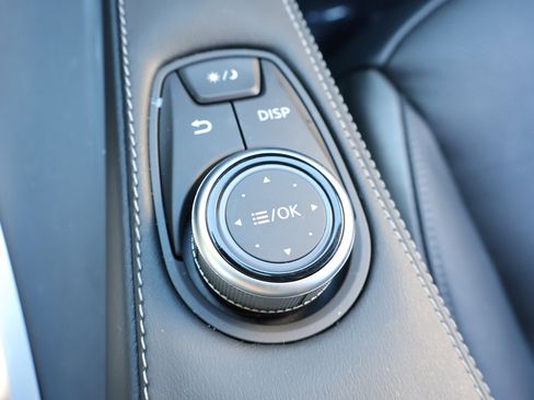 Certified 2025 INFINITI QX50 Luxe image 29