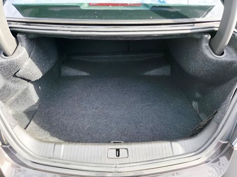 Used 2013 Buick LaCrosse Touring FWD image 14