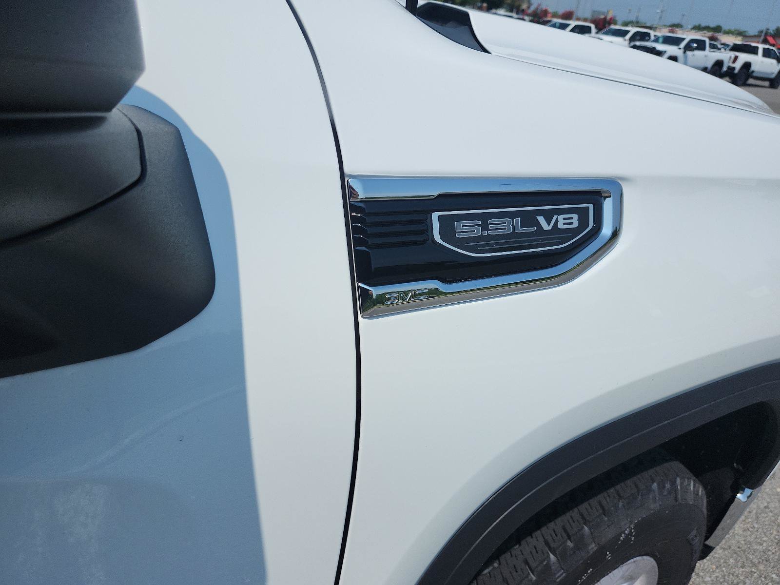 New 2026 GMC Sierra 1500 SLE AWD/4WD image 7