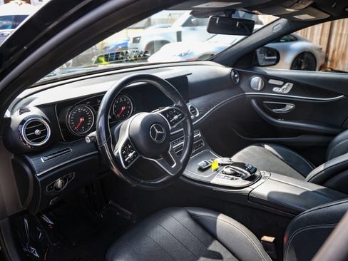 Used 2019 Mercedes-Benz E 300 4MATIC image 14