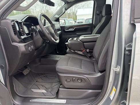 Used 2025 Chevrolet Silverado 1500 LT w/ All Star Edition Plus image 2