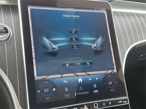 Certified 2022 Mercedes-Benz C 300 4MATIC Sedan image 16