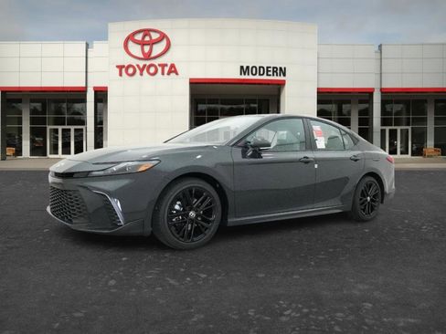 New 2026 Toyota Camry SE FWD image 11