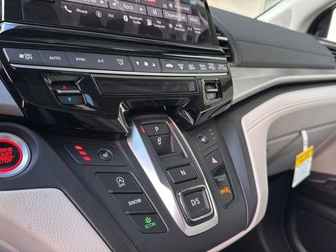 New 2026 Honda Odyssey EX-L image 21