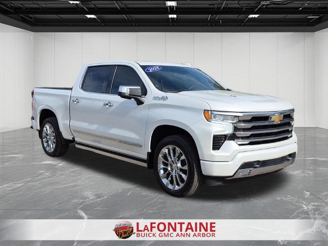 Used 2024 Chevrolet Silverado 1500 High Country AWD/4WD image 2