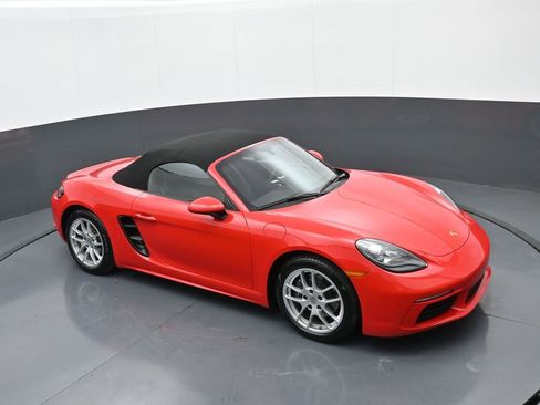 Used 2017 Porsche 718 Boxster image 26