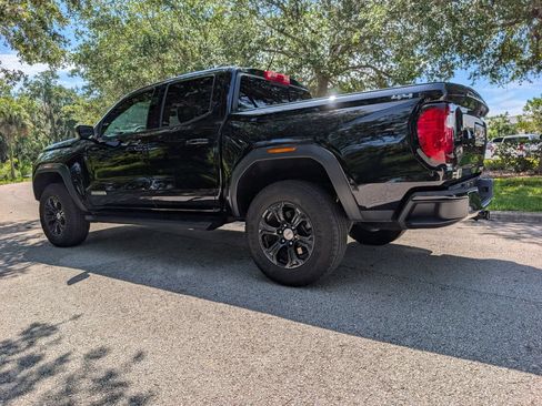 Used 2024 GMC Canyon Elevation w/ Convenience Package AWD/4WD image 6