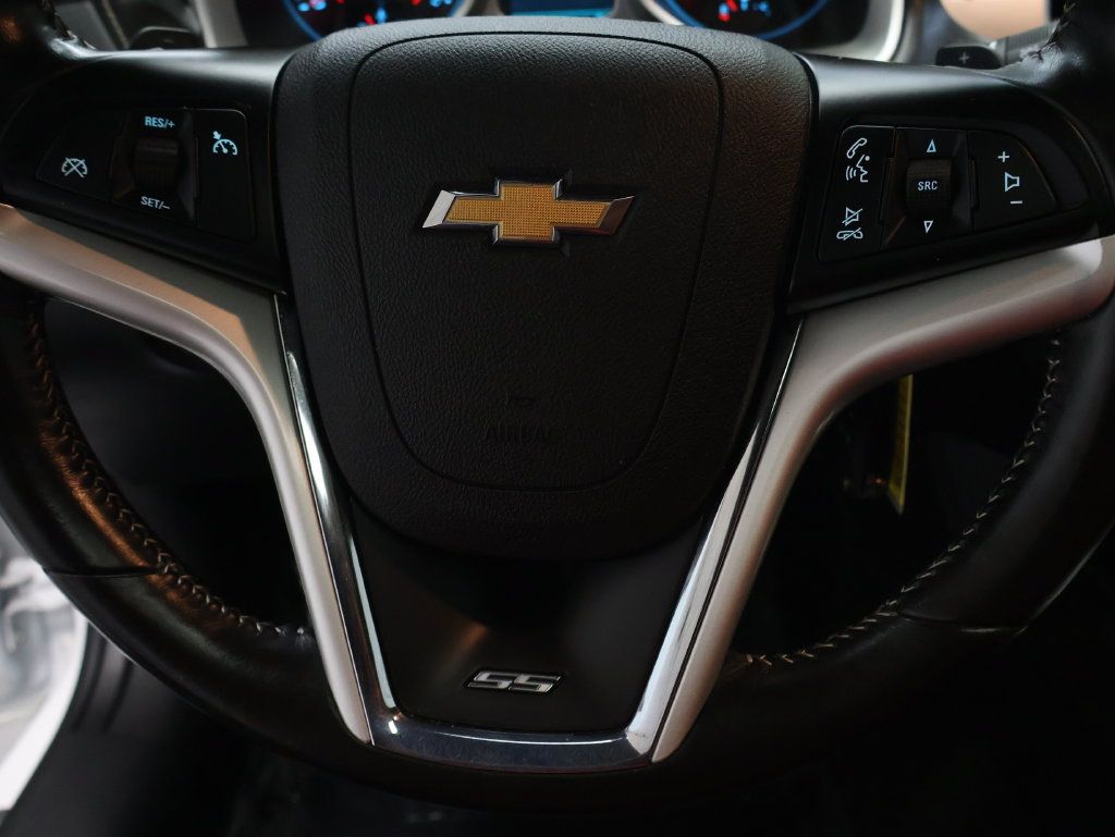 Used 2015 Chevrolet Camaro SS w/ RS Package RWD image 17